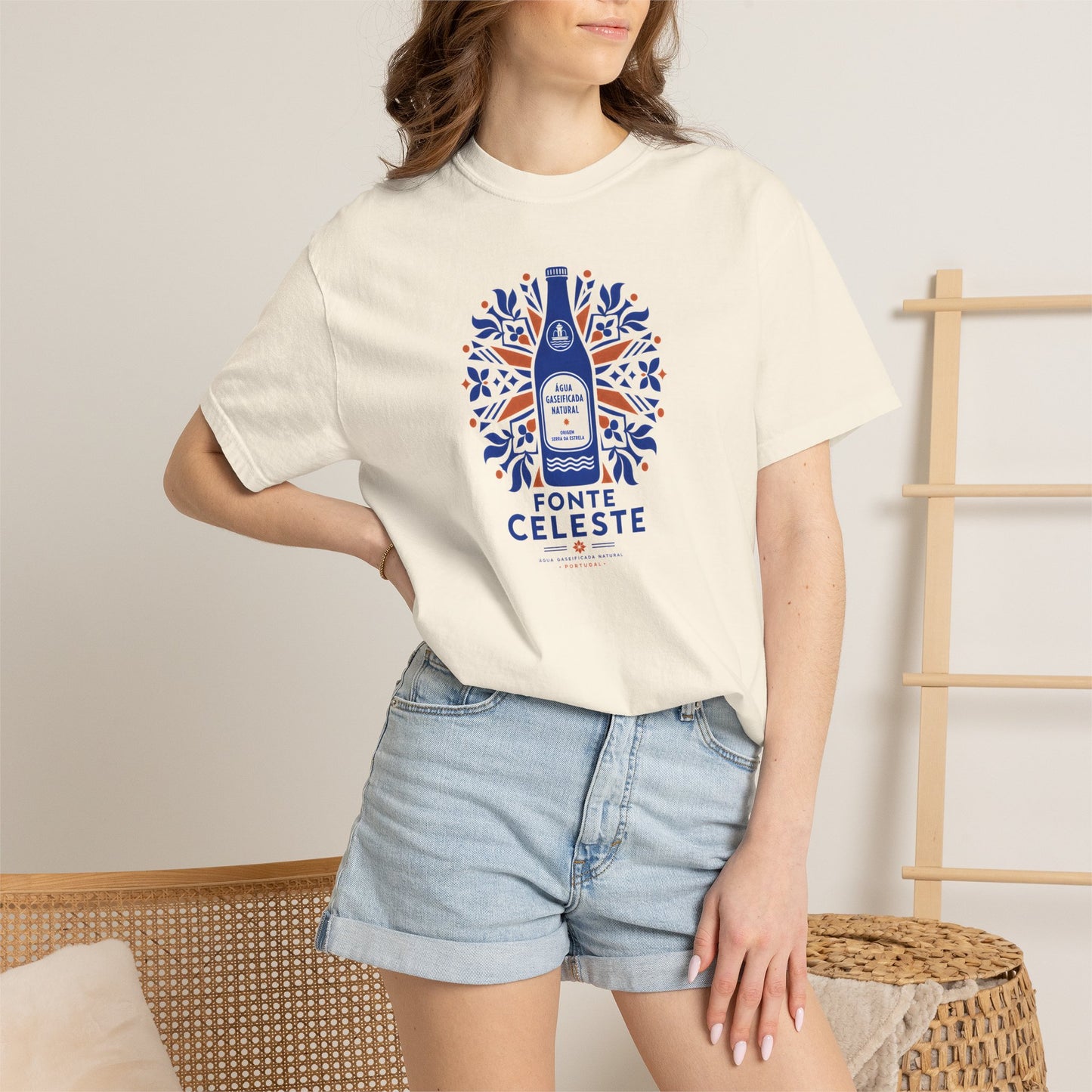 Fonte Celeste - Azulejo Bottle Unisex Tee