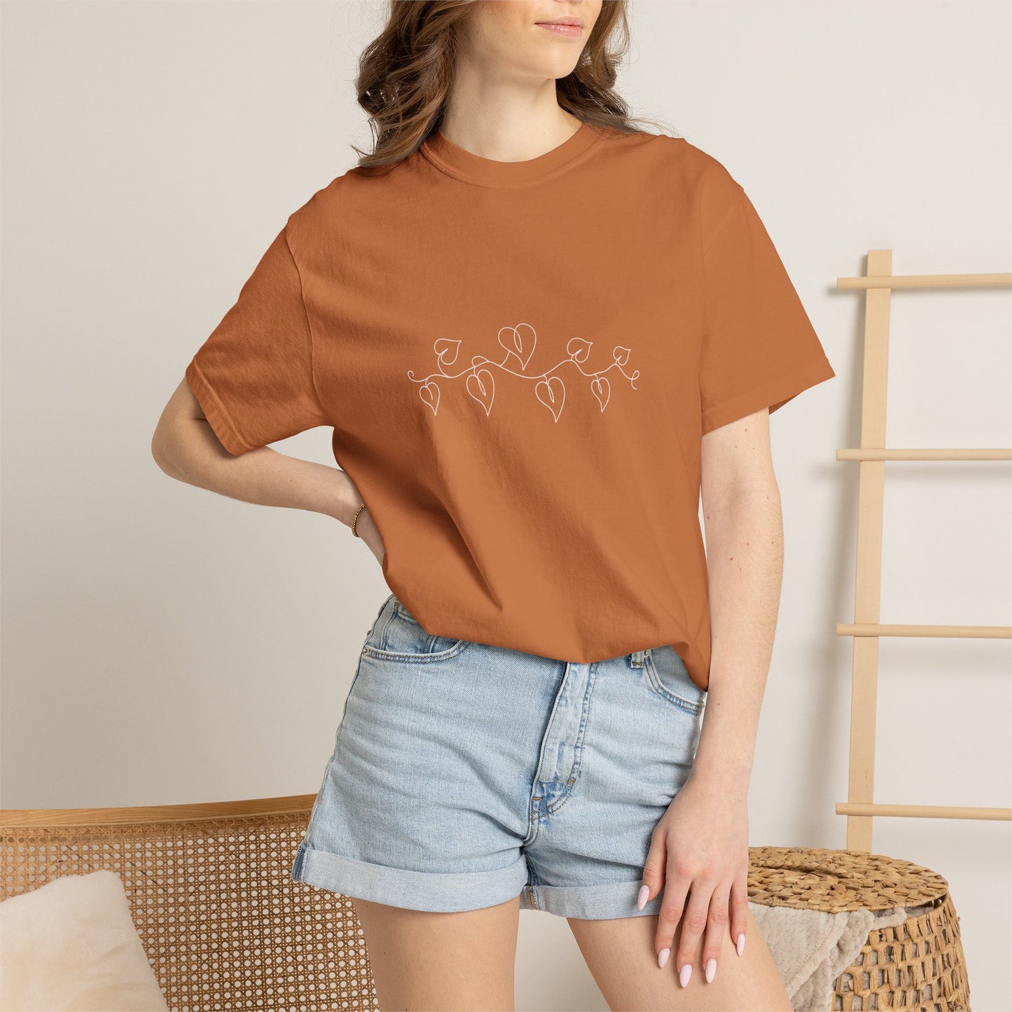 Pothos Vine One-Line Art - Minimalist Botanical Unisex Tee